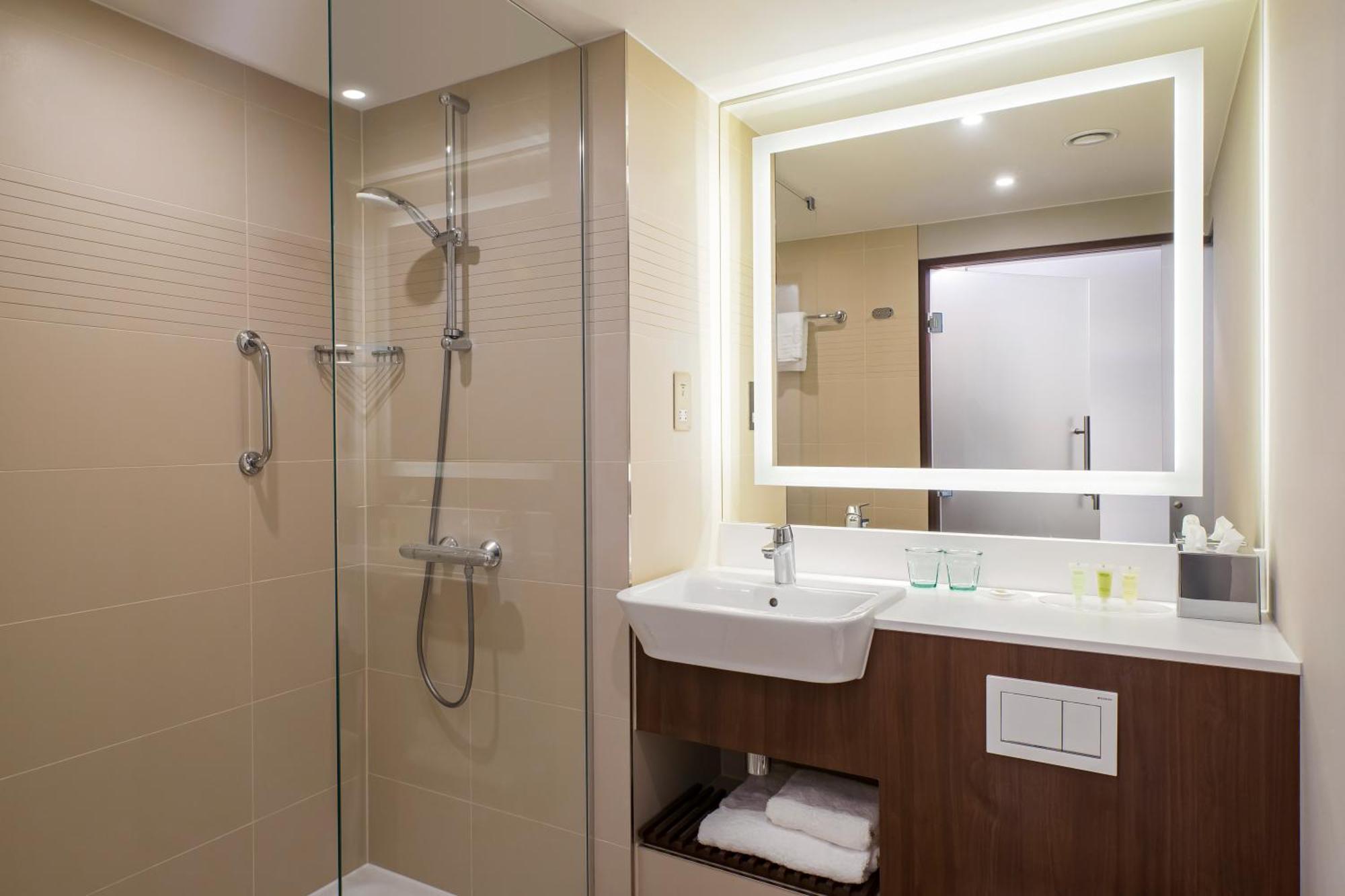 คอร์ตยาร์ด บาย แมริออท อินเวอร์เนส แอร์พอร์ต Hotel ภายนอก รูปภาพ